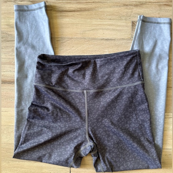 Leopard ombré Zyia Active leggings - Picture 3 of 4